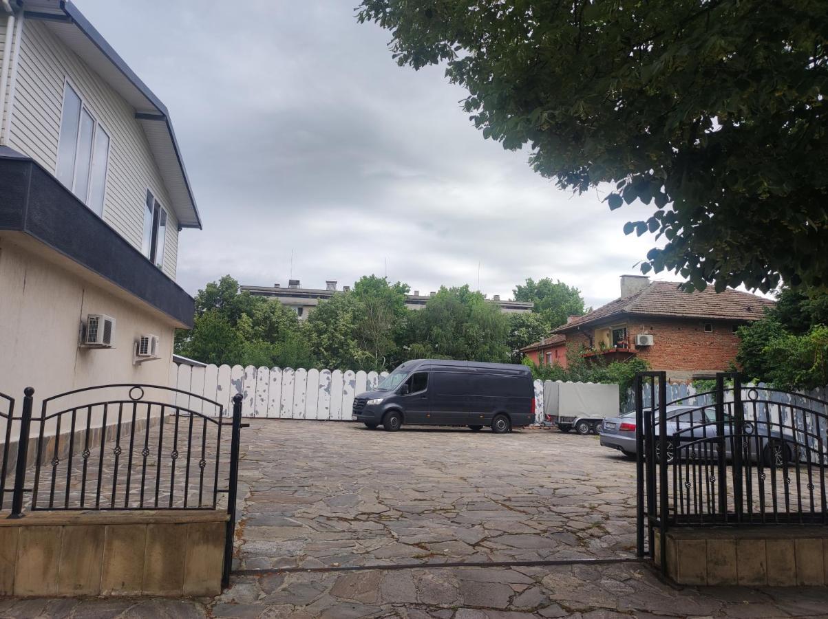 Кианти Hotel Кърджали Екстериор снимка