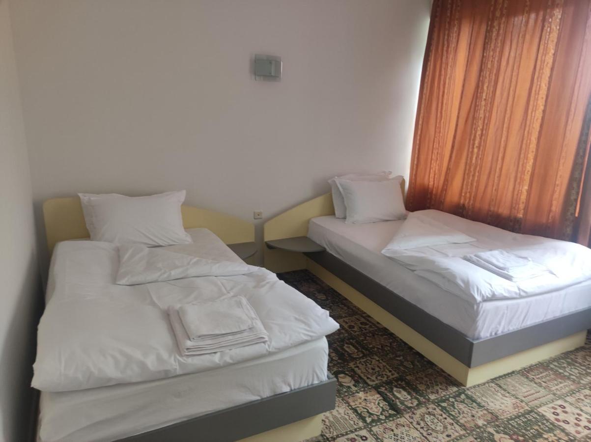 Кианти Hotel Кърджали Екстериор снимка