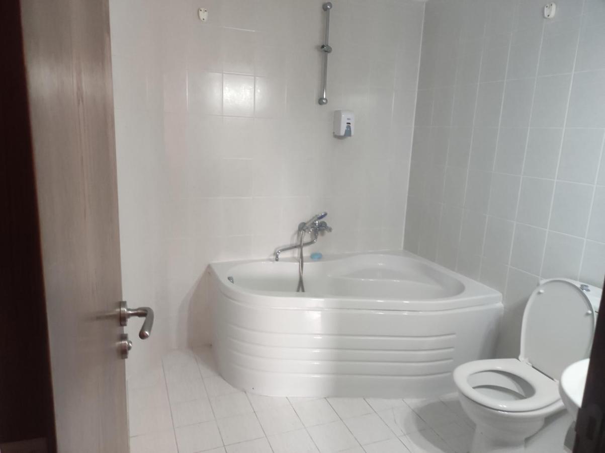 Кианти Hotel Кърджали Екстериор снимка